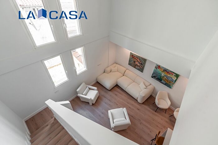 Casas en venta y pisos alquiler - 1
