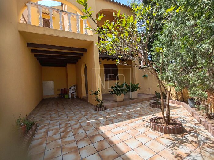 Casas en venta y pisos alquiler - 2
