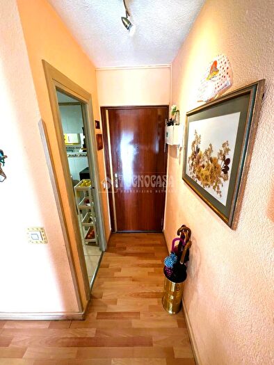 Casas en venta y pisos alquiler - 2