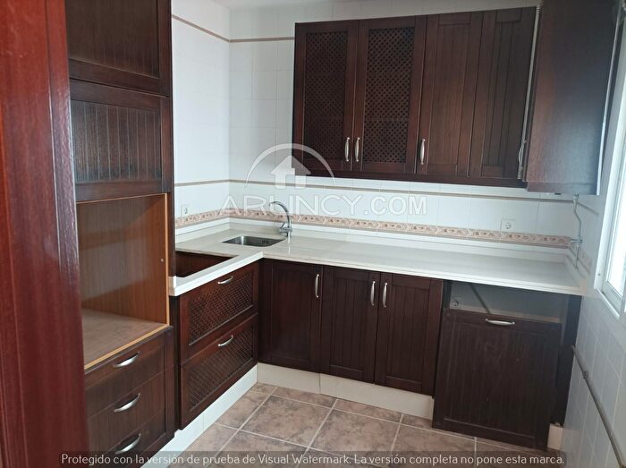 Piso en venta en La Paz, Alcalá de Guadaira de 2 habitaciones
