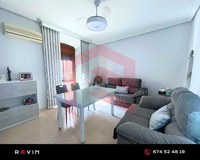 Piso en venta en San Felipe El Almendral La Merced, Jaén Capital de 4 habitaciones