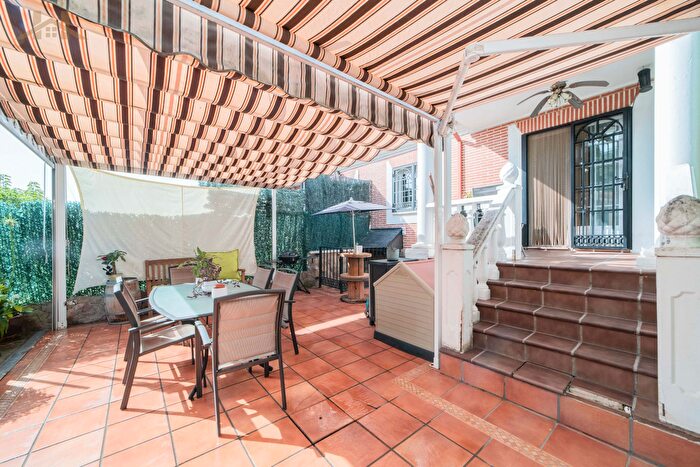 Casas en venta y pisos alquiler - 3