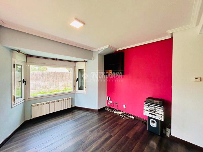 Casas en venta y pisos alquiler - 2