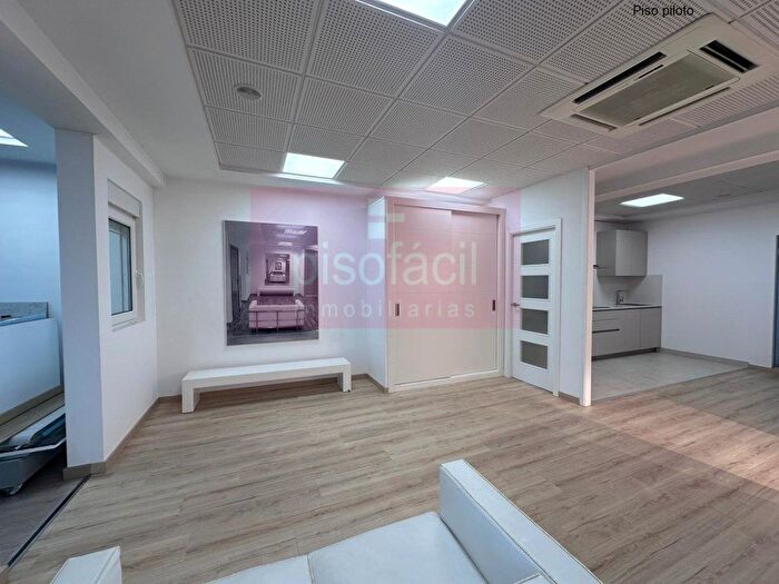 Casas en venta y pisos alquiler - 3