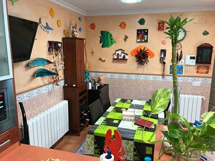 Casas en venta y pisos alquiler - 1
