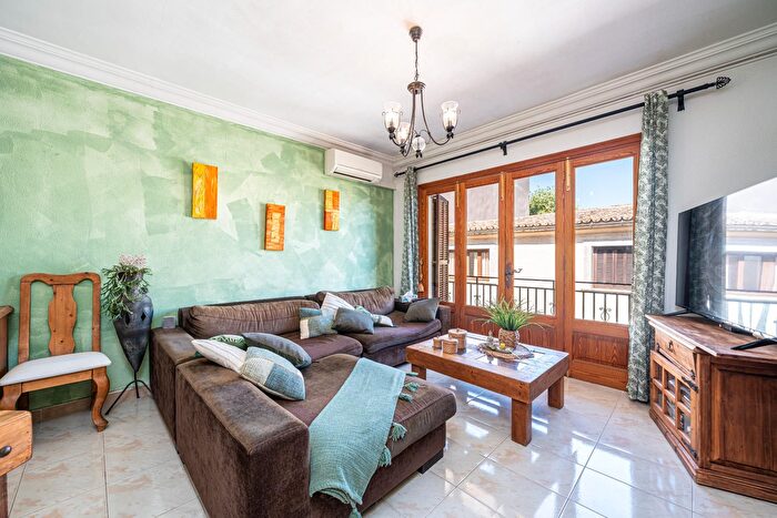 Casas en venta y pisos alquiler - 1