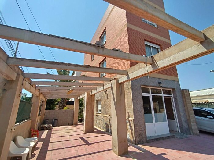 Casa en venta en Nueva Torrevieja Aguas Nuevas, Nueva Torrevieja de 5 habitaciones