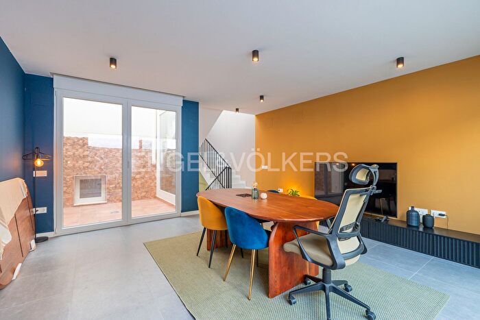 Casas en venta y pisos alquiler - 2