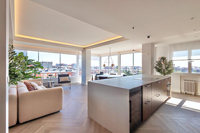 Piso en venta en Tetuán, Castillejos Cuzco de 3 habitaciones