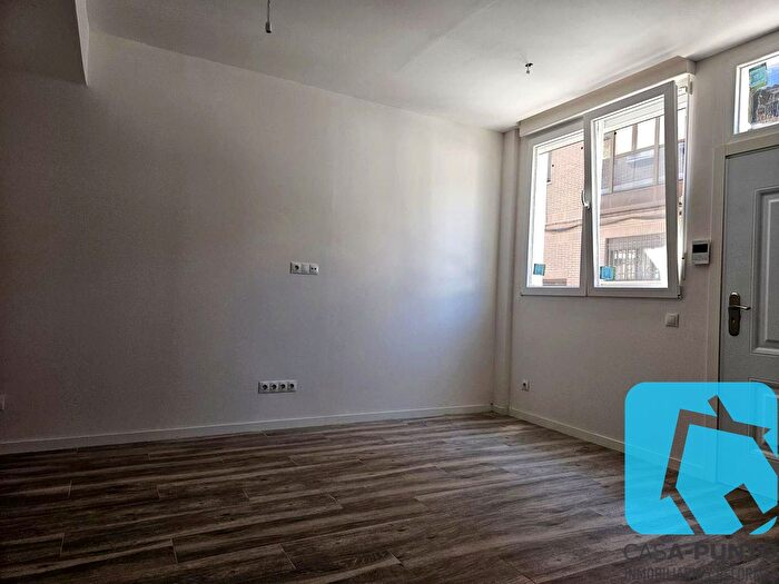 Casas en venta y pisos alquiler - 2