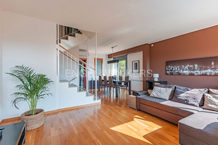 Casa en alquiler en Sant Esteve Sesrovires, Barcelona de 3 habitaciones