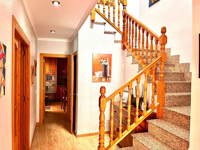 Casas en venta y pisos alquiler - 2