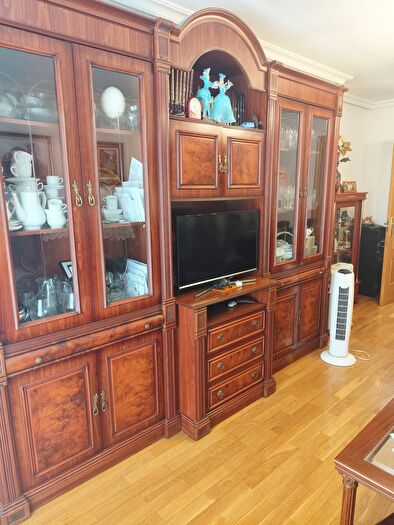 Casas en venta y pisos alquiler - 3