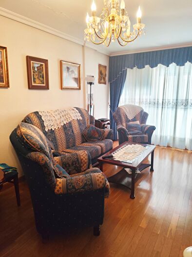Casas en venta y pisos alquiler - 2