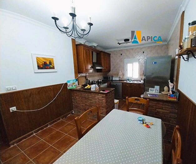 Casas en venta y pisos alquiler - 2