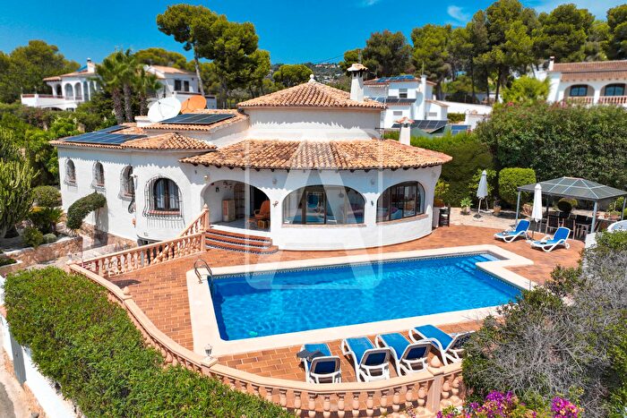 Casas en venta y pisos alquiler - 1