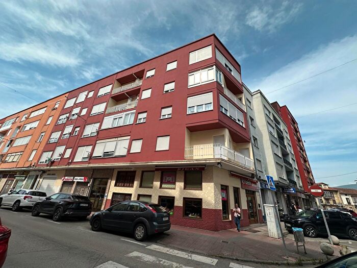 Casas en venta y pisos alquiler - 1