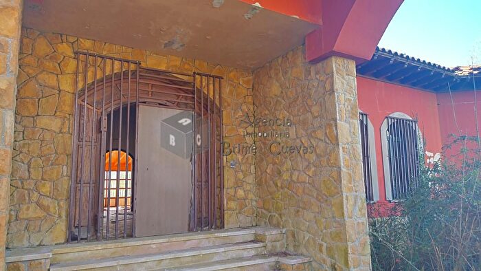 Casa en venta en Piloña, Asturias de 13 habitaciones