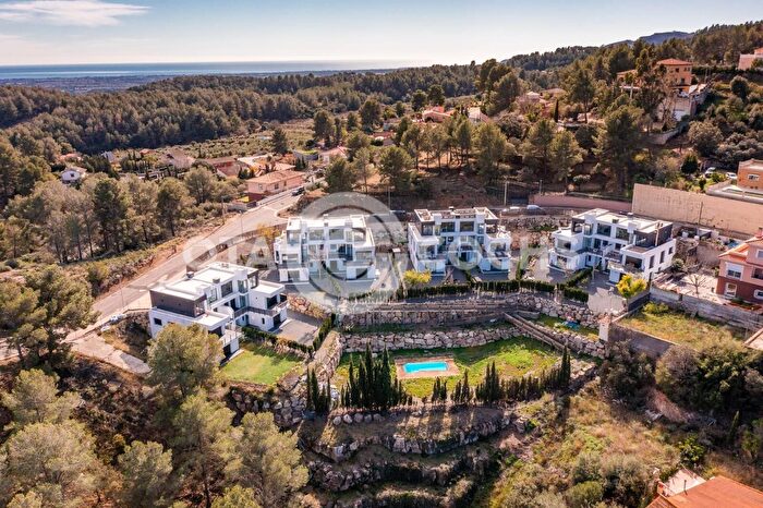 Casa en venta en Riudecanyes, Tarragona de 4 habitaciones