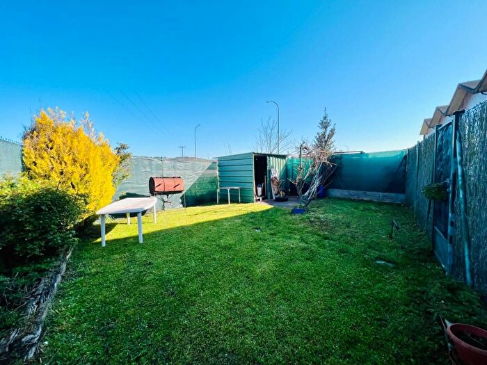 Casa en venta en Villafría La Ventilla Castañares, Burgos Capital de 3 habitaciones