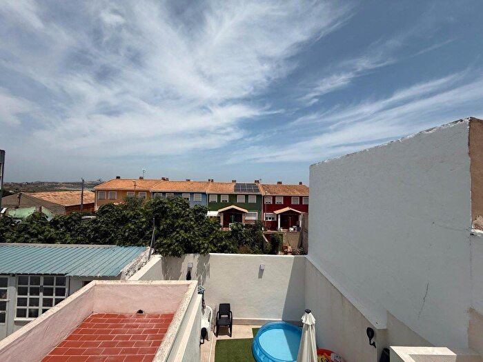 Casas en venta y pisos alquiler - 2