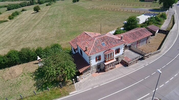 Casas en venta y pisos alquiler - 2