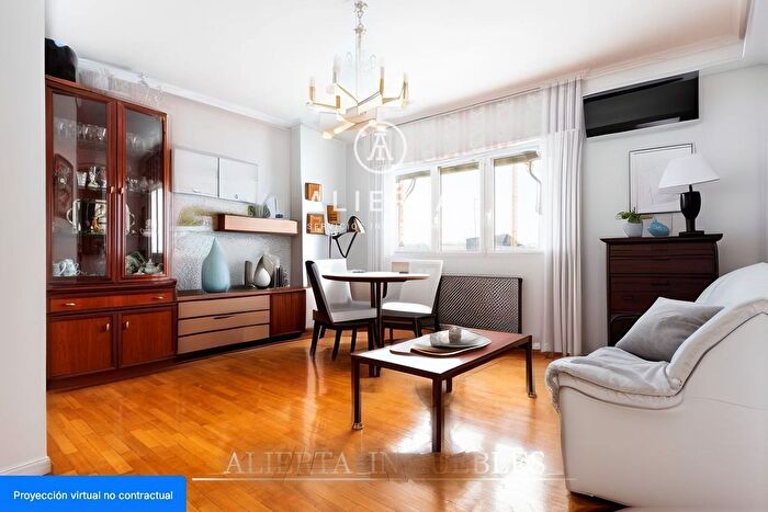 Casas en venta y pisos alquiler - 1