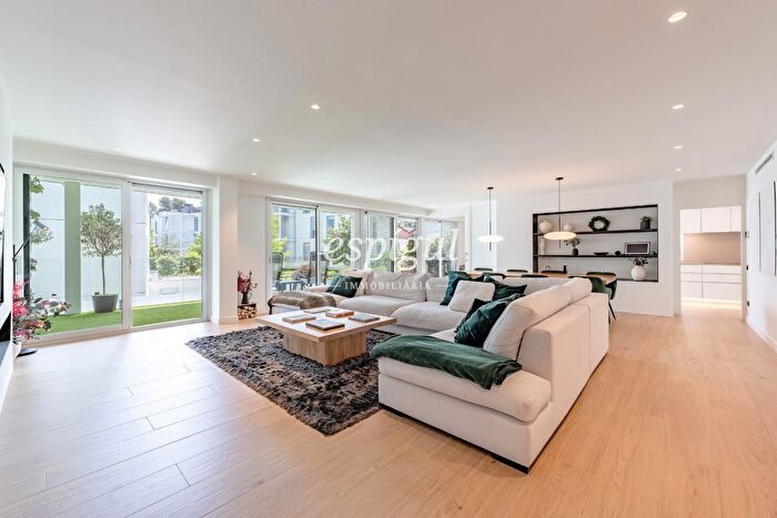 Piso en venta en Golf Can Trabal, Sant Cugat del Vallès de 5 habitaciones
