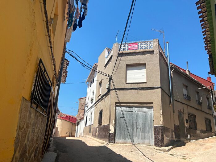 Casa en venta en Aliaguilla, Cuenca de 6 habitaciones