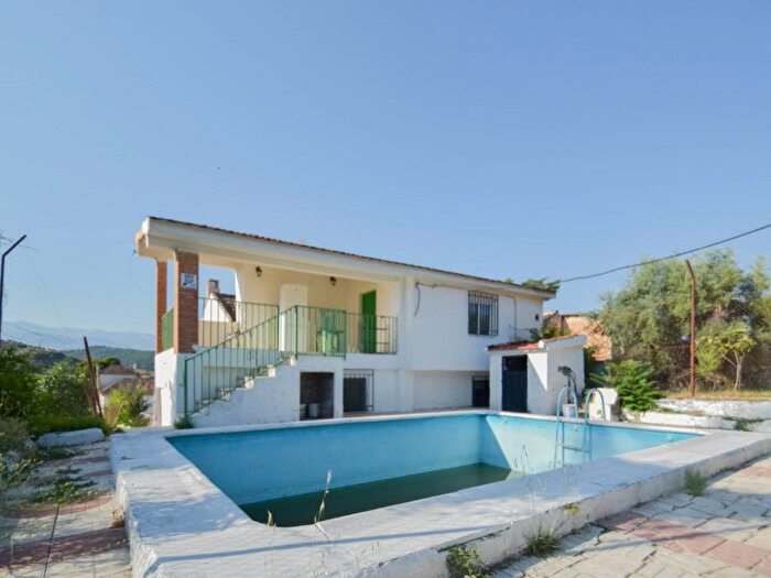 Casas en venta y pisos alquiler - 1