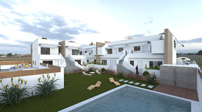 Casa en venta en Pilar de la Horadada ciudad, Pilar de la Horadada de 2 habitaciones