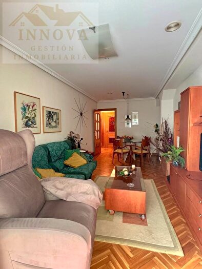 Casas en venta y pisos alquiler - 1