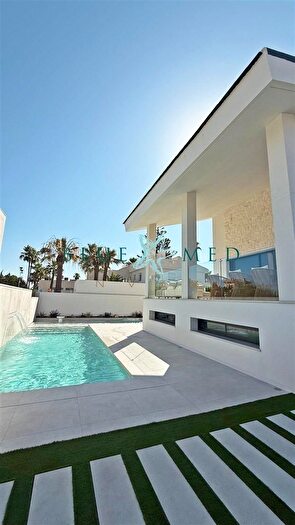 Casas en venta y pisos alquiler - 1