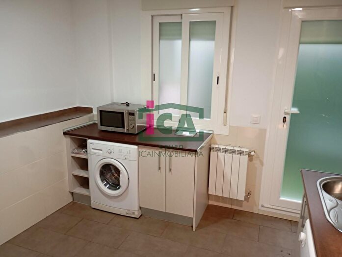 Casas en venta y pisos alquiler - 2