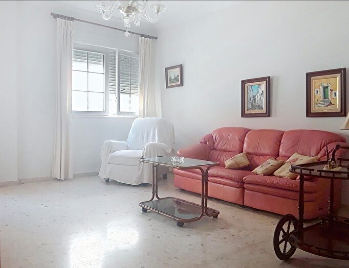 Casas en venta y pisos alquiler - 1