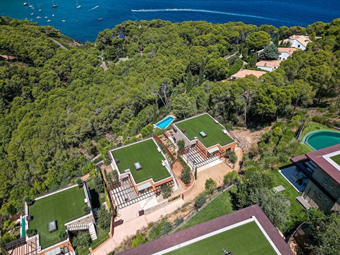 Casa en venta en Begur pueblo, Begur de 4 habitaciones