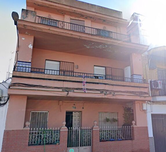 Casas en venta y pisos alquiler - 1