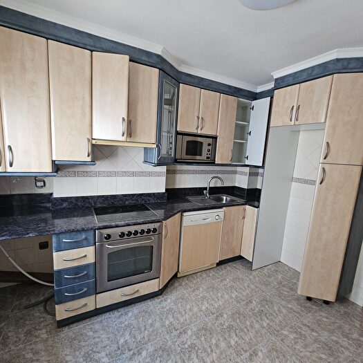 Casas en venta y pisos alquiler - 2
