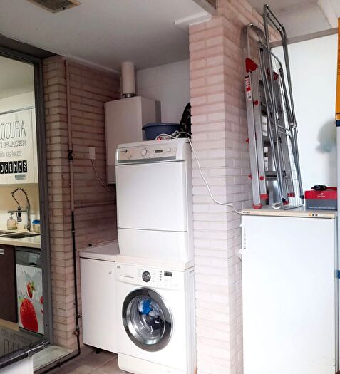 Casas en venta y pisos alquiler - 2