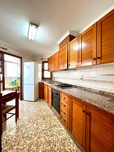 Casas en venta y pisos alquiler - 2