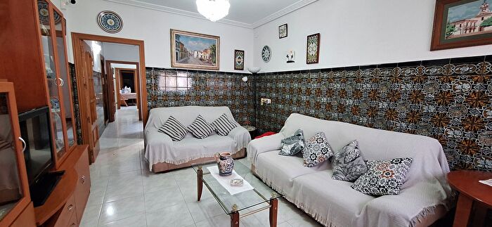 Casas en venta y pisos alquiler - 1