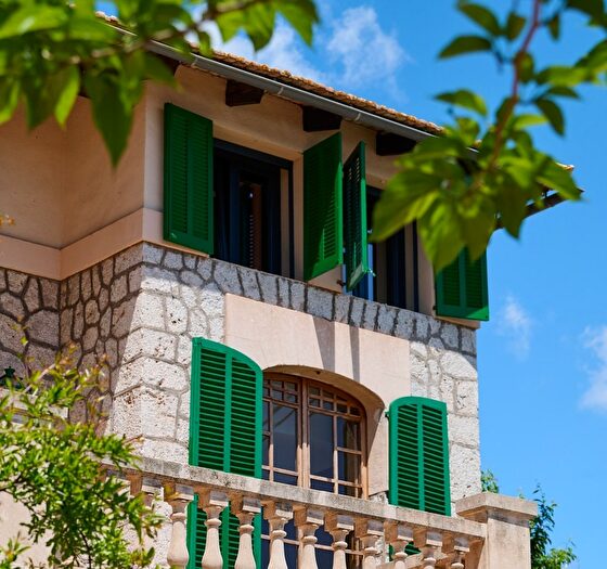 Casas en venta y pisos alquiler - 1