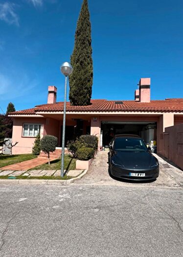 Casa en venta en Las Marías, Torrelodones de 6 habitaciones