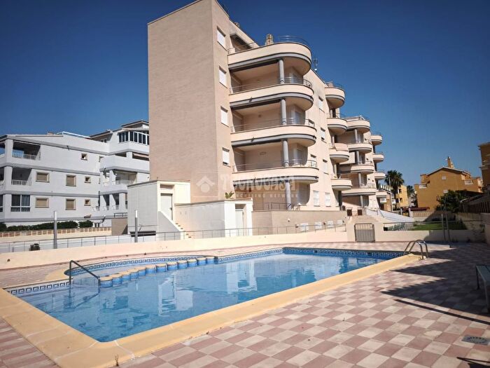 Piso en venta en El Perelló, Sueca de 3 habitaciones