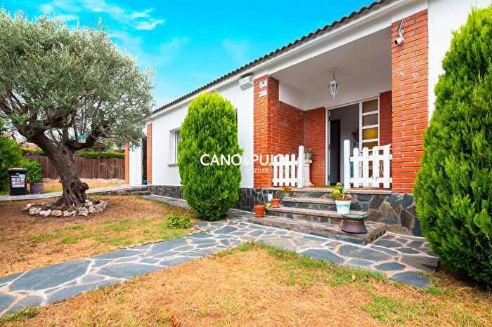 Casa en venta en Sant Pere de Vilamajor, Barcelona de 4 habitaciones