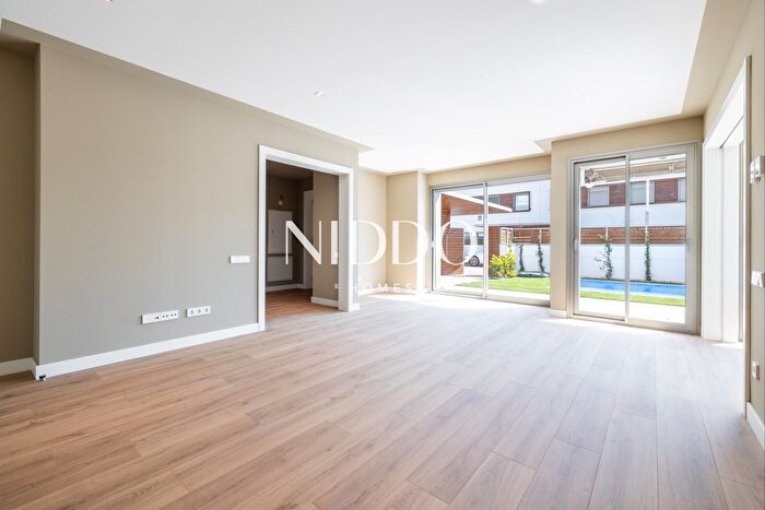 Casas en venta y pisos alquiler - 3