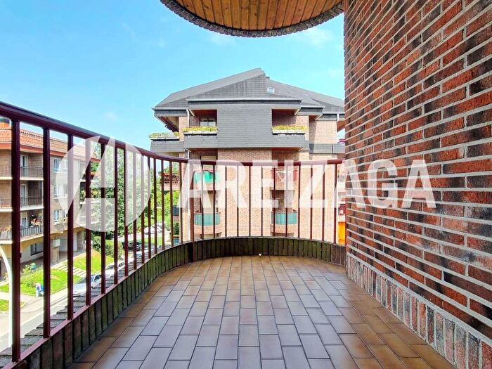 Casas en venta y pisos alquiler - 1