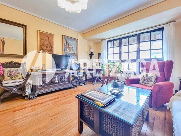 Casas en venta y pisos alquiler - 2