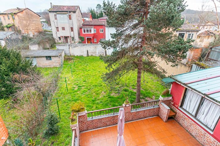Casas en venta y pisos alquiler - 2