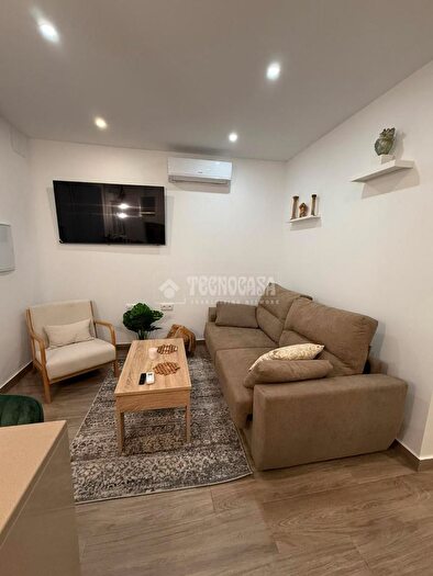 Casas en venta y pisos alquiler - 2